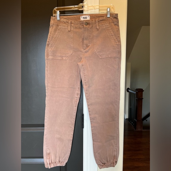 𝐍𝐖𝐎𝐓 𝐏𝐚𝐢𝐠𝐞 𝐌𝐚𝐲𝐬𝐥𝐢𝐞 𝐉𝐨𝐠𝐠𝐞𝐫 - Picture 6 of 13